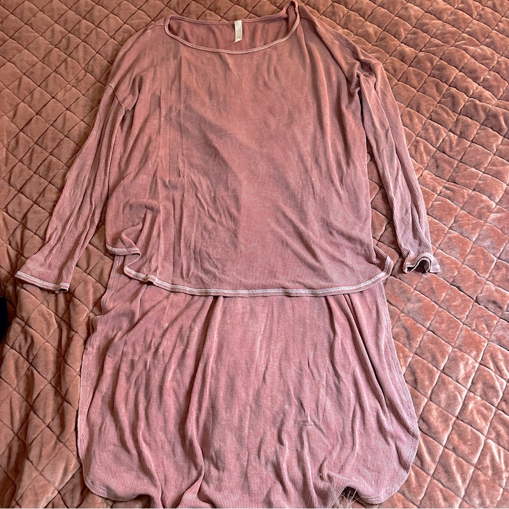 Mauve ribbed long sleeve top